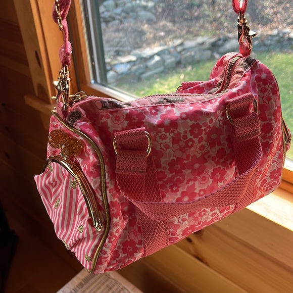 🪷 LeSportsac x Manoush NWOT mini pink duffle with adjustable shoulder strap - Picture 5 of 14